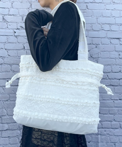 RUBY AND YOU（ルビーアンドユー）の「［select］レースフリル 巾着バッグ（トートバッグ・レディース・ホワイト・FREE）」の5枚目の写真
