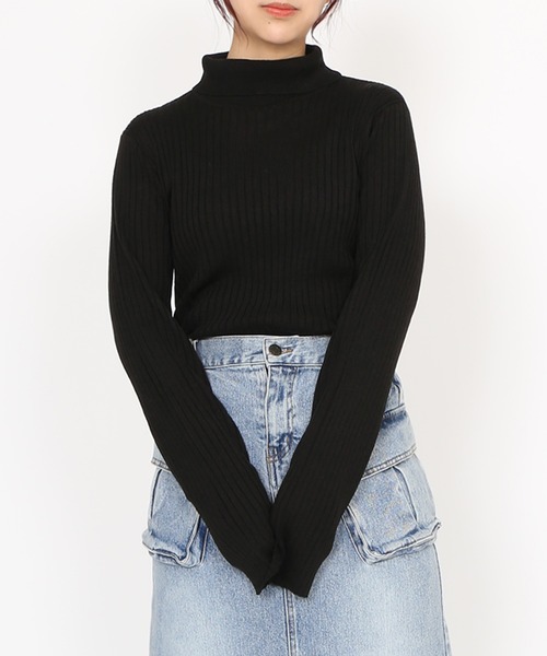 PUNYUS(プニュズ)の「タートルネックリブニット(ニット/セーター・レディース・サックスブルー/ライトピンク/グレー/ブラック・1/2/3/4)」の2枚目の写真