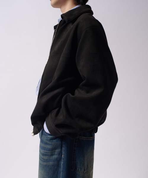 Lui's（ルイス）の「フェイクスウェードショートブルゾン（ブルゾン・メンズ・ブラック/ベージュ・S/M）」の5枚目の写真