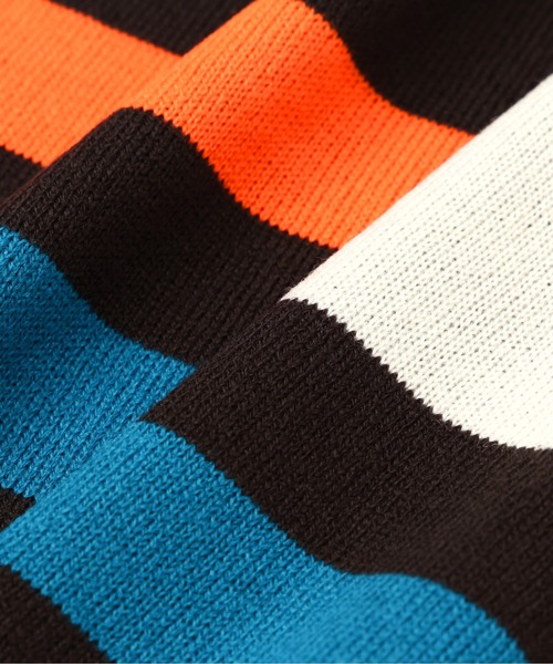 AVIREX（アヴィレックス）の「LOGO SOCCER MUFFLER / ロゴ サッカーマフラー / AVIREX / アヴィレックス（マフラー・メンズ・チャコール/バーガンディー・FREE）」の7枚目の写真