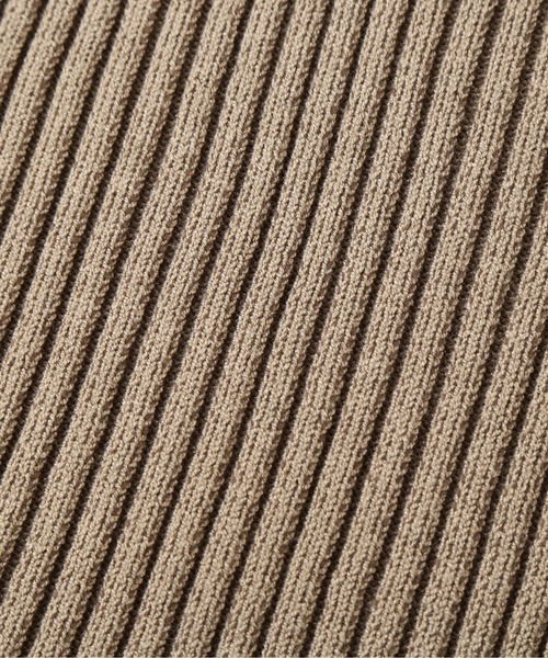 FREE'S MART(フリーズマート)の「◇フロントジップリブVネックニット(ニット/セーター・レディース・カーキ/グレー/ホワイト/ピンク・FREE)」の20枚目の写真