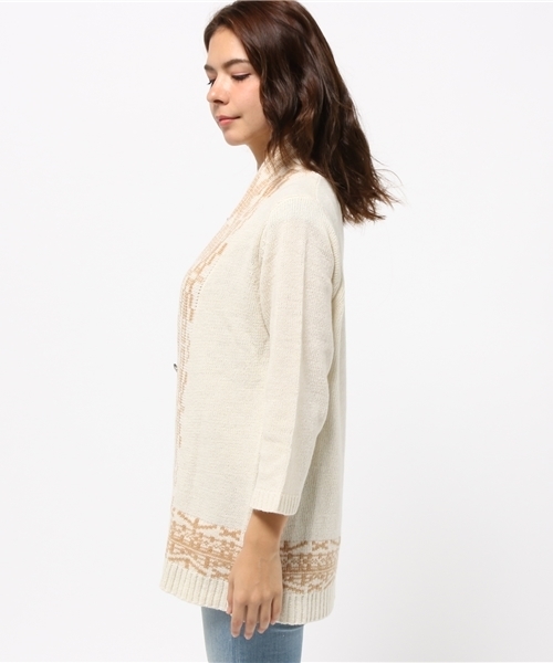 Kastane（カスタネ）の「ジャガード柄ポンチョ（カーディガン/ボレロ・レディース・アイボリー/ネイビー・FREE）」の4枚目の写真