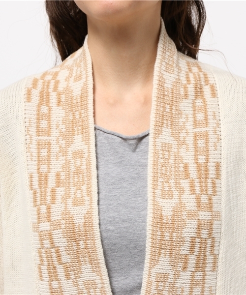 Kastane（カスタネ）の「ジャガード柄ポンチョ（カーディガン/ボレロ・レディース・アイボリー/ネイビー・FREE）」の6枚目の写真