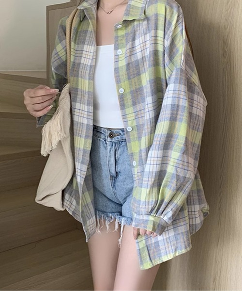 by LEGNA(バイレグナ)の「『欲しい』が見つかる圧倒的なバリエーション。オーバーサイズチェックシャツ(シャツ/ブラウス・レディース・ブラック/ピンク/グリーン/ベージュ/イエロー/ミント/オレンジ/グレー/オレンジ系その他/レモンイエロー/ライトピンク/ブルー/ライトイエロー/ブラウン・FREE)」の3枚目の写真