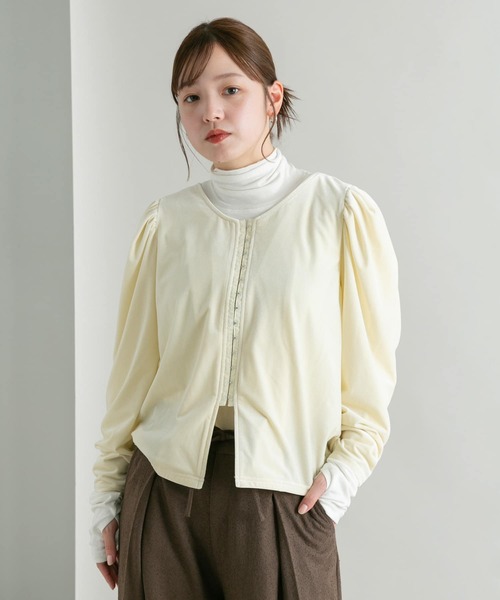 【セール】パフスリーブ2WAYベロアトップス（Tシャツ/カットソー）｜KBF（ケイビーエフ）