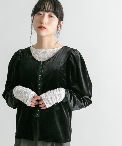 KBF（ケイビーエフ）の「パフスリーブ2WAYベロアトップス（Tシャツ/カットソー・レディース・ダークブラウン/アイボリー/ブラック・ONE）」の5枚目の写真