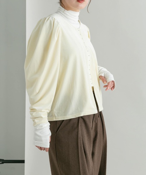 KBF（ケイビーエフ）の「パフスリーブ2WAYベロアトップス（Tシャツ/カットソー・レディース・ダークブラウン/アイボリー/ブラック・ONE）」の13枚目の写真