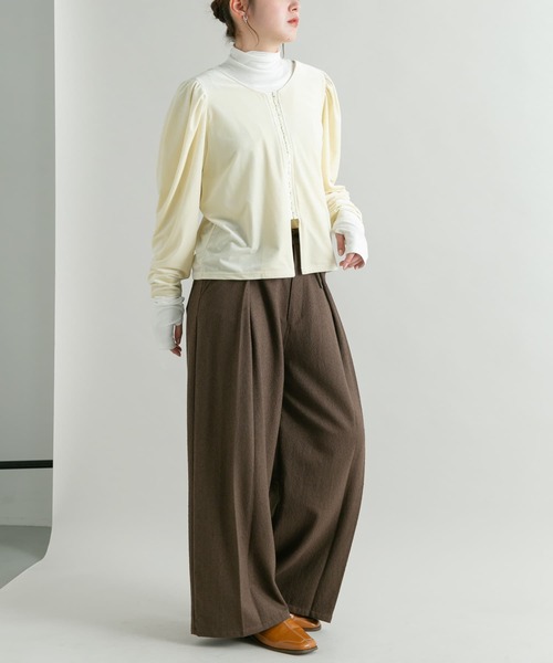 KBF（ケイビーエフ）の「パフスリーブ2WAYベロアトップス（Tシャツ/カットソー・レディース・ダークブラウン/アイボリー/ブラック・ONE）」の15枚目の写真