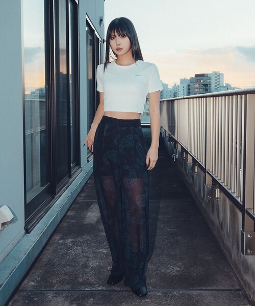 Subciety(サブサエティ)の「Brass logo rib tops【WOMEN】(Tシャツ/カットソー・レディース・ホワイト/ブラック・SMALL/MEDIUM)」の7枚目の写真