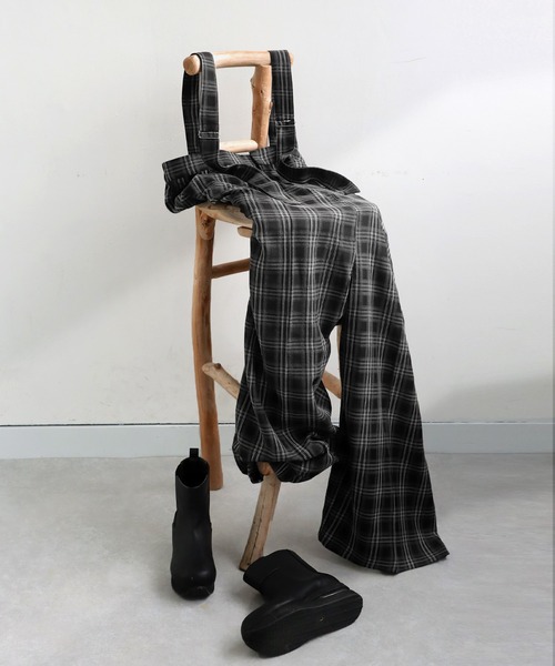 antiqua(アンティカ)の「チェック柄サロペット(サロペット/オーバーオール・レディース・ブラック・ONESIZE)」の8枚目の写真