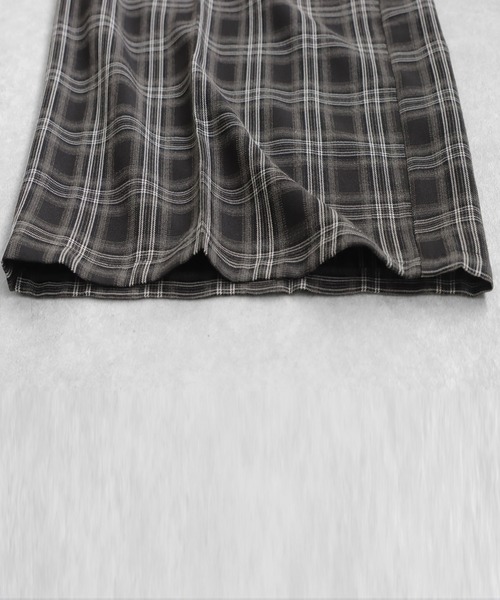 antiqua(アンティカ)の「チェック柄サロペット(サロペット/オーバーオール・レディース・ブラック・ONESIZE)」の3枚目の写真