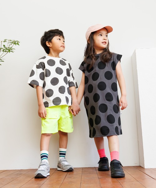 MAKE YOUR DAY（メイクユアデイ）の「ドット総柄ワンピース■80～140cm（ワンピース・キッズ・オリーブ/チャコールグレー/オフホワイト・80/90/100/110/120/130/140）」の18枚目の写真