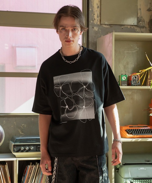 Forte(フォルテ)(フォルテ)の「West Side Modern Graphic T-Shirts/ウエストサイドモダングラフィックTシャツ/中肉厚/滑らかな肌触り(Tシャツ/カットソー・メンズ・ブラック/ホワイト・MEDIUM/LARGE)」の8枚目の写真