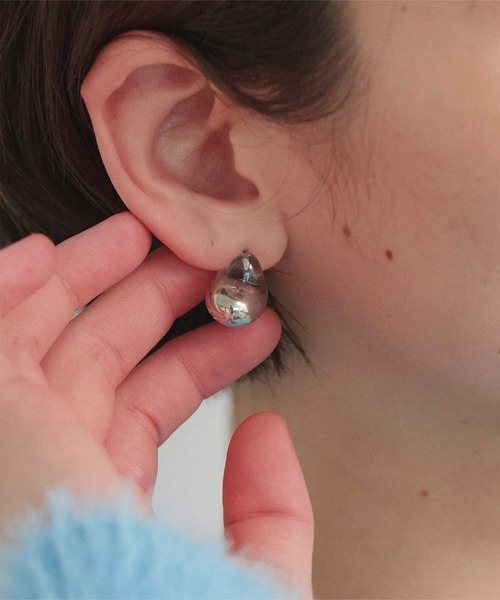 titivate（ティティベイト）の「クリアドロップピアス（ピアス（両耳用）・レディース・ゴールド/シルバー・FREE）」の4枚目の写真