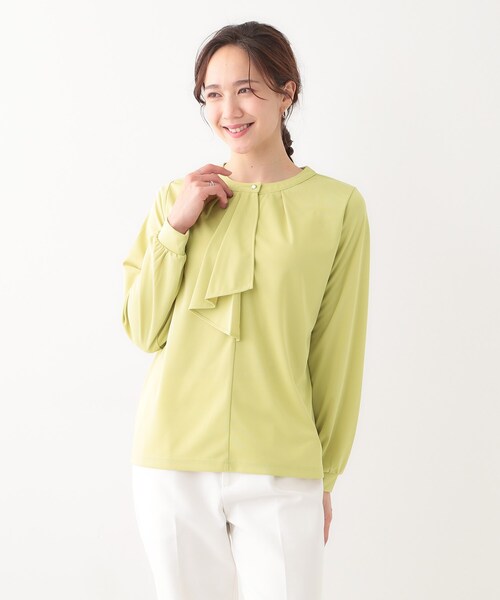 DRESKIP（ドレスキップ）の「【洗える/S-LL/洗濯後しわになりにくい】ブラウス見えボウタイ風トップス（Tシャツ/カットソー・レディース・オフホワイト/ライトグリーン/ベージュ・04/01/02/03）」の8枚目の写真