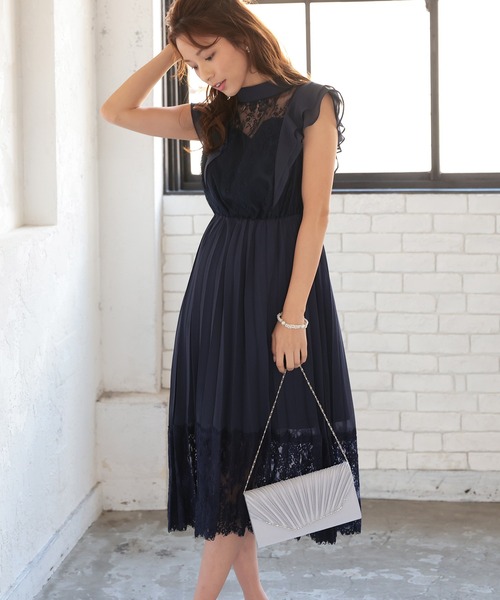 haremode（ハレモード）の「結婚式 お呼ばれ 謝恩会 成人式 対応 クラッチバッグ 変形フラップ サテン ビジューライン チェーン付き2WAY パーティ オケージョン バッグ（クラッチバッグ・レディース・ブラック/シルバー/ベージュ・FREE）」の19枚目の写真