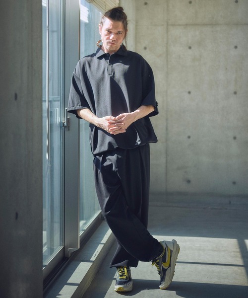 ADAM PATEK(アダムパテック)の「mp13328-ripple tuck relax pants タックパンツ(その他パンツ・メンズ・ブラック/チャコール・2/1)」の15枚目の写真