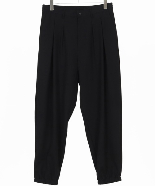 ADAM PATEK(アダムパテック)の「mp13328-ripple tuck relax pants タックパンツ(その他パンツ・メンズ・ブラック/チャコール・2/1)」の19枚目の写真