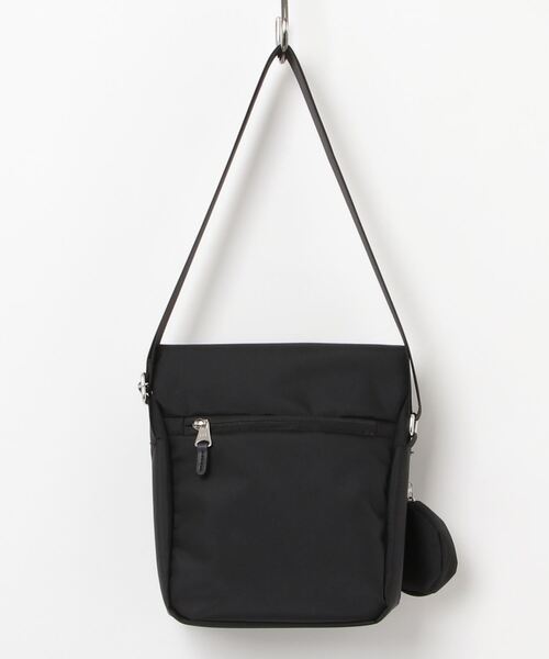 MOOMIN（ムーミン）の「MOOMIN フラップデザインタテ型ショルダーバッグ（ショルダーバッグ・レディース・ブラック/レッド/ベージュ/グリーン・FREE）」の9枚目の写真