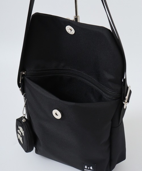 MOOMIN（ムーミン）の「MOOMIN フラップデザインタテ型ショルダーバッグ（ショルダーバッグ・レディース・ブラック/レッド/ベージュ/グリーン・FREE）」の12枚目の写真