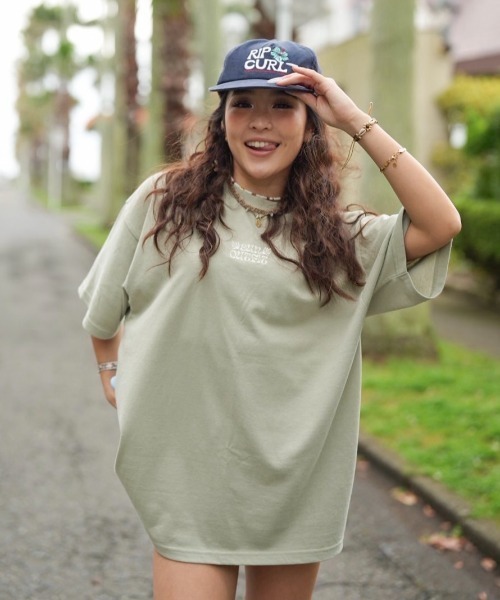 tシャツ moeka - SUNOUTFIT ショート＆オーバーロゴTシャツ made in INTERFACTORY レディース moeka - SUNOUTFIT ショート&オーバーロゴTシャツ made in