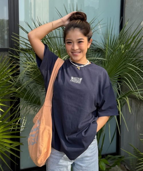 tシャツ moeka - SUNOUTFIT ショート＆オーバーロゴTシャツ made in INTERFACTORY レディース moeka - SUNOUTFIT ショート&オーバーロゴTシャツ made in