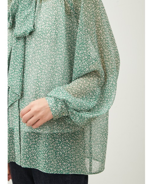 セール】【WEB限定】2WAY花柄シアーボウタイブラウス
