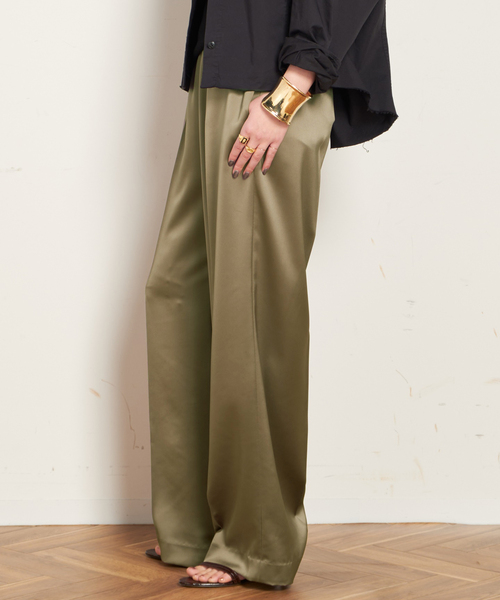 AP STUDIO（エーピーストゥディオ）の「サテンプルオンパンツ（その他パンツ・レディース・ネイビー/カーキ・38/36）」の11枚目の写真