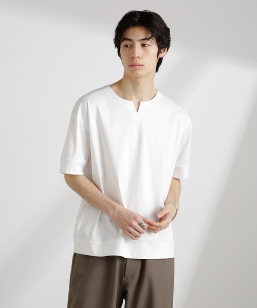 NANO universe(ナノユニバース)の「50/-シルケットスムースキーネックTシャツ(Tシャツ/カットソー・メンズ・ホワイト/ブルー/ブラック・M/L/S)」の4枚目の写真