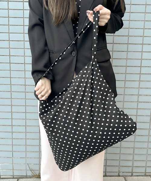 Birthday room（バースデイルーム）の「ドットショルダーBAG/dot shoulder bag（ショルダーバッグ・レディース・ブラック/アイボリー・FREE）」の6枚目の写真