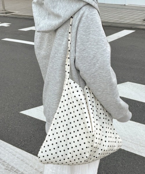 Birthday room（バースデイルーム）の「ドットショルダーBAG/dot shoulder bag（ショルダーバッグ・レディース・ブラック/アイボリー・FREE）」の12枚目の写真