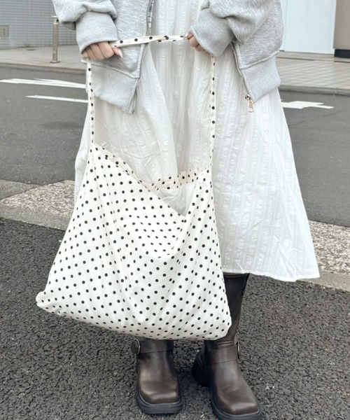 Birthday room（バースデイルーム）の「ドットショルダーBAG/dot shoulder bag（ショルダーバッグ・レディース・ブラック/アイボリー・FREE）」の14枚目の写真
