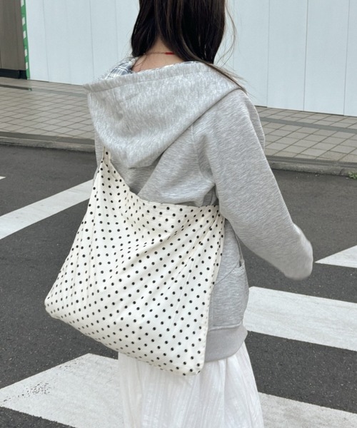 Birthday room（バースデイルーム）の「ドットショルダーBAG/dot shoulder bag（ショルダーバッグ・レディース・ブラック/アイボリー・FREE）」の15枚目の写真