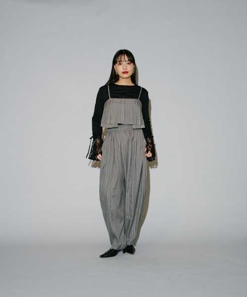 terrace(テラス)の「ヘリンボーンストライプキャミトップ(その他トップス・レディース・チャコールグレー/ベージュ/ブラック・MEDIUM)」の20枚目の写真
