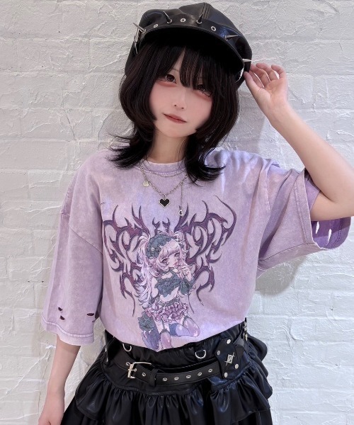 TRAVAS TOKYO（トラバス トウキョウ）の「『TRAVAS TOKYO/トラバス トーキョー』イラストプリント加工Tシャツ（Tシャツ/カットソー・レディース・ブラック/パープル・FREE）」の2枚目の写真