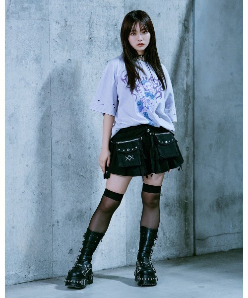 TRAVAS TOKYO（トラバス トウキョウ）の「『TRAVAS TOKYO/トラバス トーキョー』イラストプリント加工Tシャツ（Tシャツ/カットソー・レディース・ブラック/パープル・FREE）」の9枚目の写真