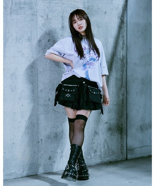 TRAVAS TOKYO（トラバス トウキョウ）の「『TRAVAS TOKYO/トラバス トーキョー』イラストプリント加工Tシャツ（Tシャツ/カットソー・レディース・ブラック/パープル・FREE）」の10枚目の写真