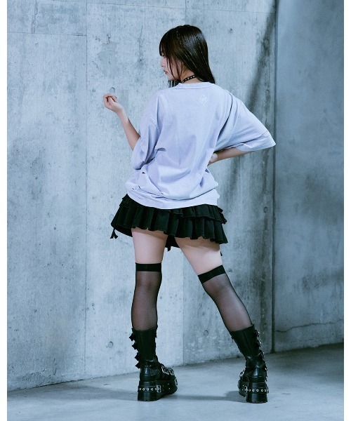 TRAVAS TOKYO（トラバス トウキョウ）の「『TRAVAS TOKYO/トラバス トーキョー』イラストプリント加工Tシャツ（Tシャツ/カットソー・レディース・ブラック/パープル・FREE）」の12枚目の写真