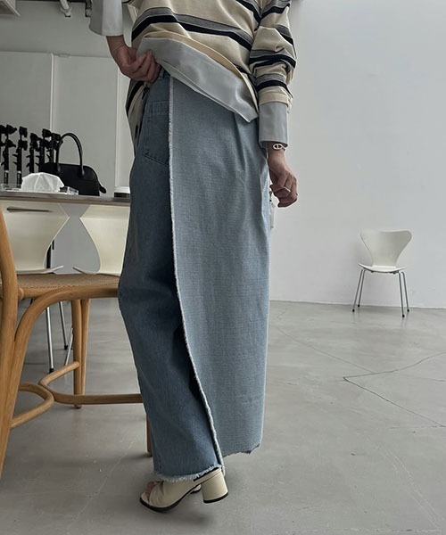 WILLFULLY(ウィルフリー)の「2way wrap tapered denim pants(デニムパンツ・レディース・ブラック/ブルー・S/M)」の14枚目の写真