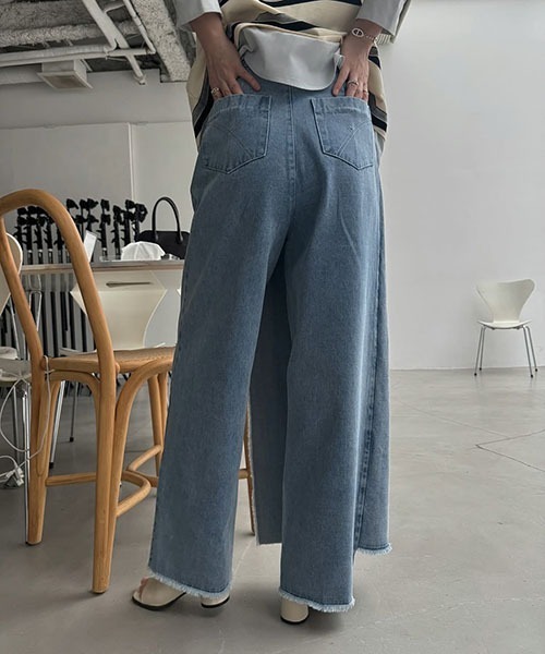 WILLFULLY(ウィルフリー)の「2way wrap tapered denim pants(デニムパンツ・レディース・ブラック/ブルー・S/M)」の10枚目の写真