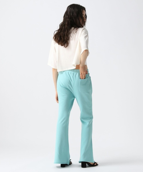 FOREVER 21（フォーエバー トゥエンティーワン）の「【2025SS】スウェットフレアパンツ（スウェットパンツ・レディース・ブラック/グレー/ブルー・SMALL/MEDIUM/LARGE）」の6枚目の写真