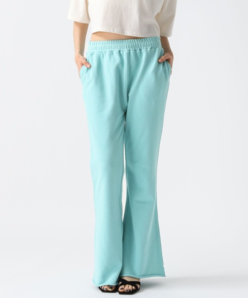 FOREVER 21（フォーエバー トゥエンティーワン）の「【2025SS】スウェットフレアパンツ（スウェットパンツ・レディース・ブラック/グレー/ブルー・SMALL/MEDIUM/LARGE）」の7枚目の写真