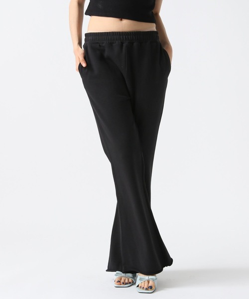 FOREVER 21（フォーエバー トゥエンティーワン）の「【2025SS】スウェットフレアパンツ（スウェットパンツ・レディース・ブラック/グレー/ブルー・SMALL/MEDIUM/LARGE）」の13枚目の写真