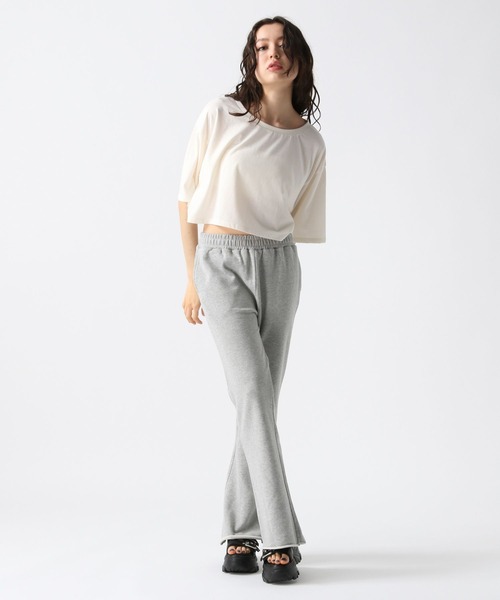 FOREVER 21（フォーエバー トゥエンティーワン）の「【2025SS】スウェットフレアパンツ（スウェットパンツ・レディース・ブラック/グレー/ブルー・SMALL/MEDIUM/LARGE）」の17枚目の写真