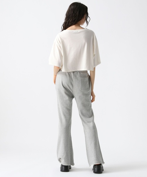 FOREVER 21（フォーエバー トゥエンティーワン）の「【2025SS】スウェットフレアパンツ（スウェットパンツ・レディース・ブラック/グレー/ブルー・SMALL/MEDIUM/LARGE）」の18枚目の写真