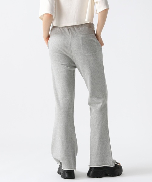 FOREVER 21（フォーエバー トゥエンティーワン）の「【2025SS】スウェットフレアパンツ（スウェットパンツ・レディース・ブラック/グレー/ブルー・SMALL/MEDIUM/LARGE）」の21枚目の写真