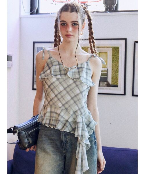 EVRIS（エヴリス）の「COLOR SHELL HOOPピアス（ピアス（両耳用）・レディース・ホワイト/イエロー・FREE）」の15枚目の写真