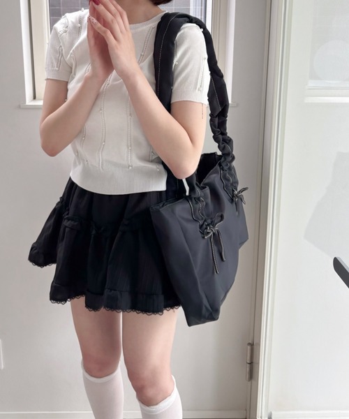 Mejoul(メジュール)の「ギャザーハンドルリボンナイロントートバッグ(トートバッグ・レディース・ブラック/グレー/ピンク/ホワイト・F)」の5枚目の写真