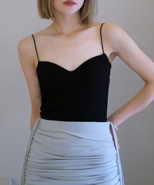 AKTE（アクテ）の「【AKTE × AMPHI】ポートレートネックブラトップ（キャミソール・レディース・ブラウン/ブラック・FREE）」の2枚目の写真