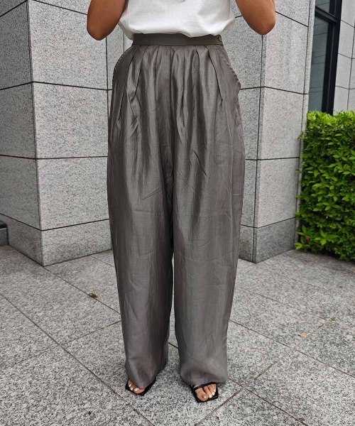 esutoreja（エストレジャ）の「リヨセルワイドパンツ（その他パンツ・レディース・ブラック/ホワイト・FREE）」の6枚目の写真